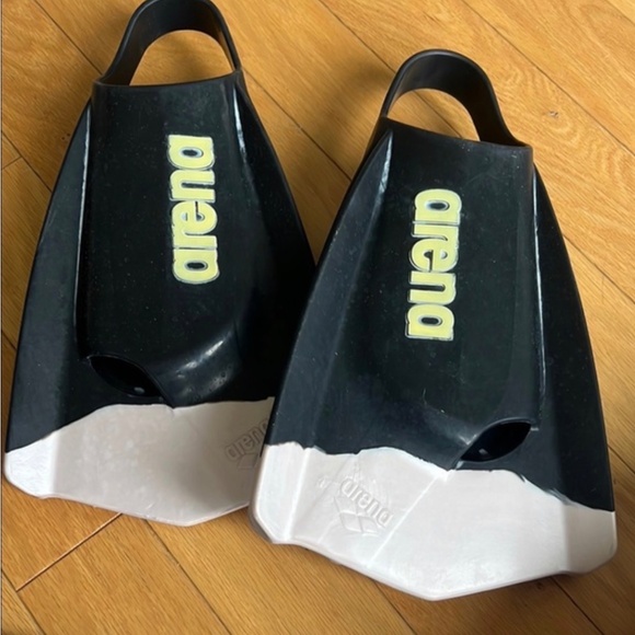 ARENA Powerfin Pro Team Short Fin - Picture 5 of 5